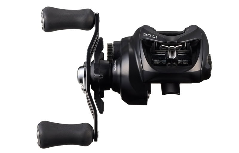 Daiwa '25 Tatula TW 200 (à droite)
