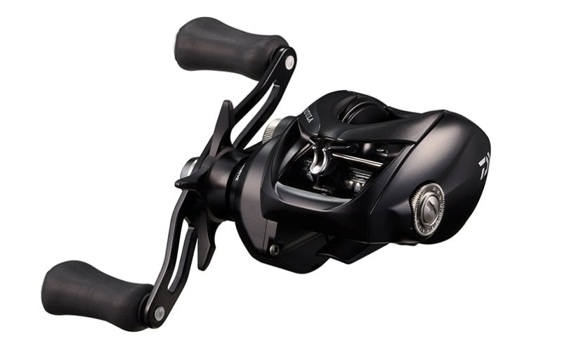 Daiwa '25 Tatula TW 200 (right)