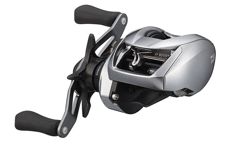 Daiwa Zillion SV TW 1000 (right)