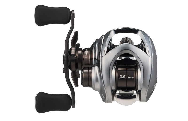 Daiwa '25 Steez CT SV TW LTD (à droite)