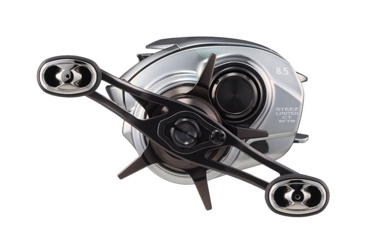 Daiwa '25 Steez CT SV TW LTD (à droite)