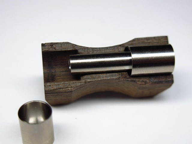 IOS Factory Pre Wood Knob