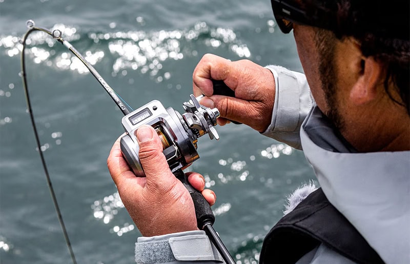 Shimano '24 Ocea Conquest CT (right)