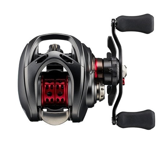 Daiwa Steez Air TW 500 (right)